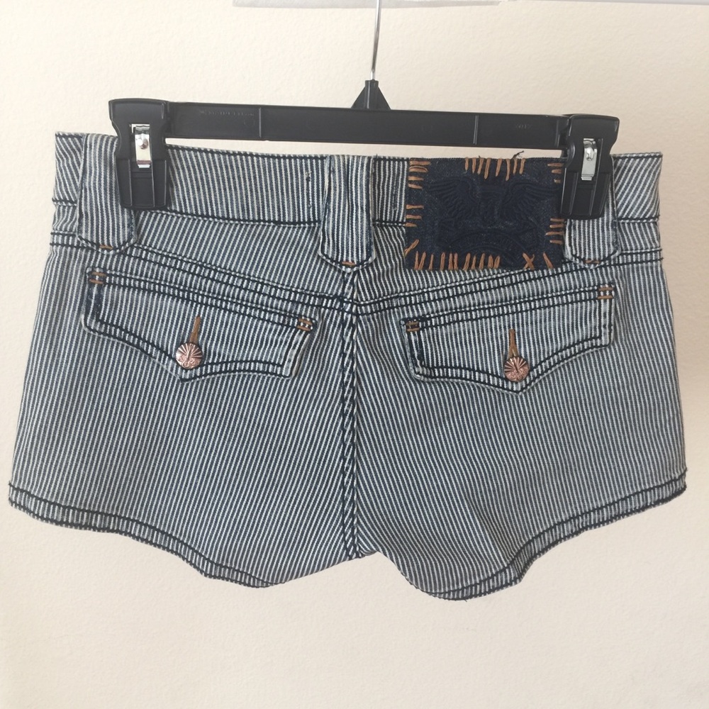 Freestyle Jean Short - Picture 2 of 4
